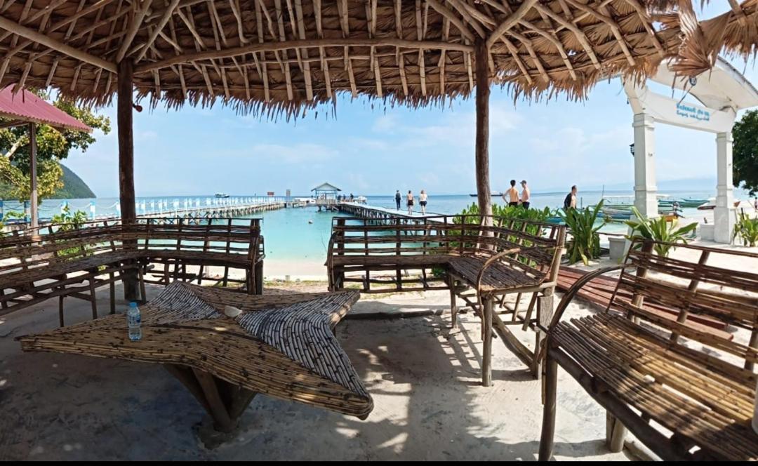 Bruno Raja Ampat Homestay Pulau Mansuar Exterior foto