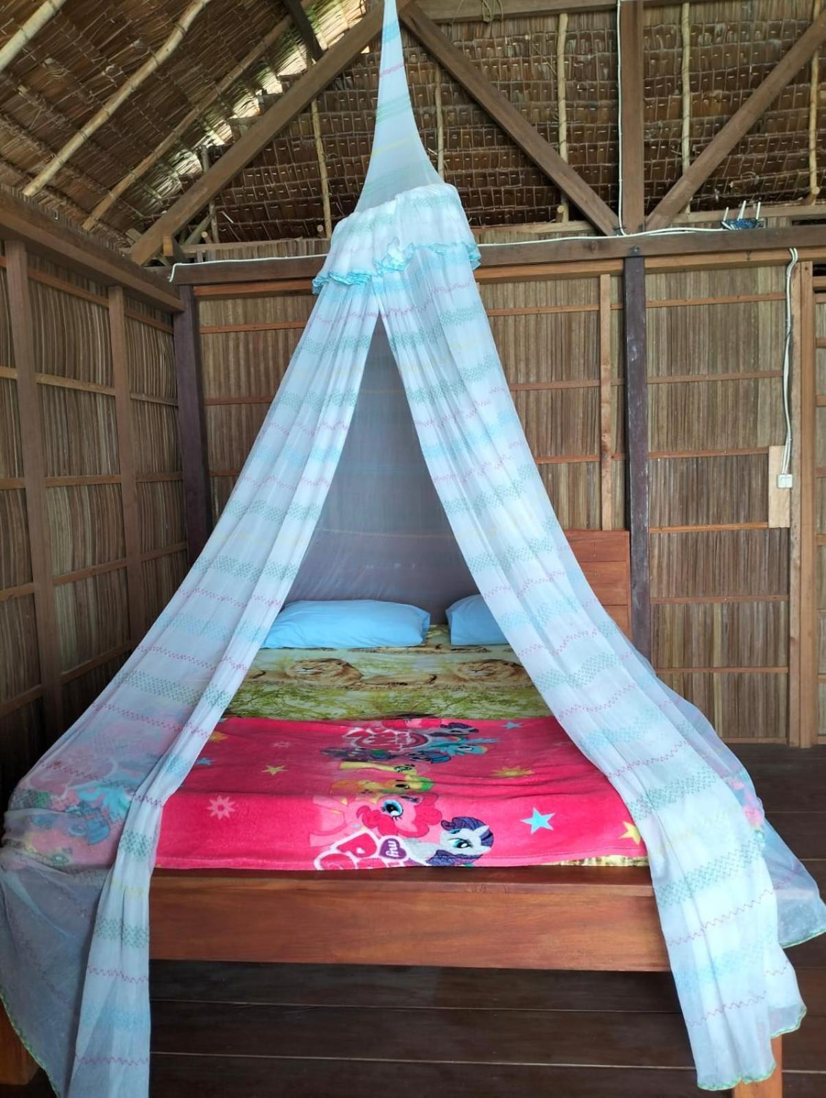 Bruno Raja Ampat Homestay Pulau Mansuar Exterior foto
