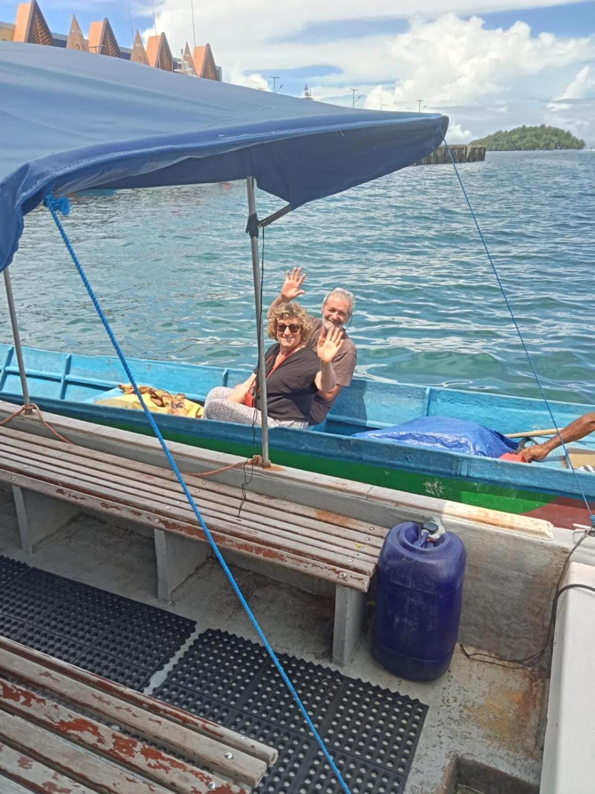 Bruno Raja Ampat Homestay Pulau Mansuar Exterior foto